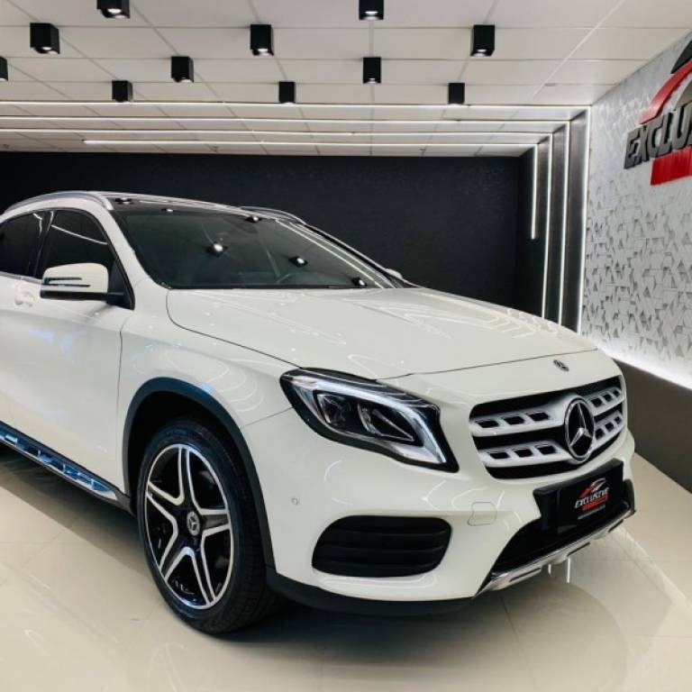 MERCEDES-BENZ - GLA 250 - 2018/2018 - Branca - R$ 169.900,00