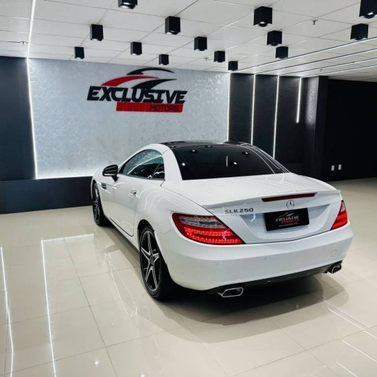 MERCEDES-BENZ - SLK 250 - 2014/2015 - Branca - R$ 209.900,00