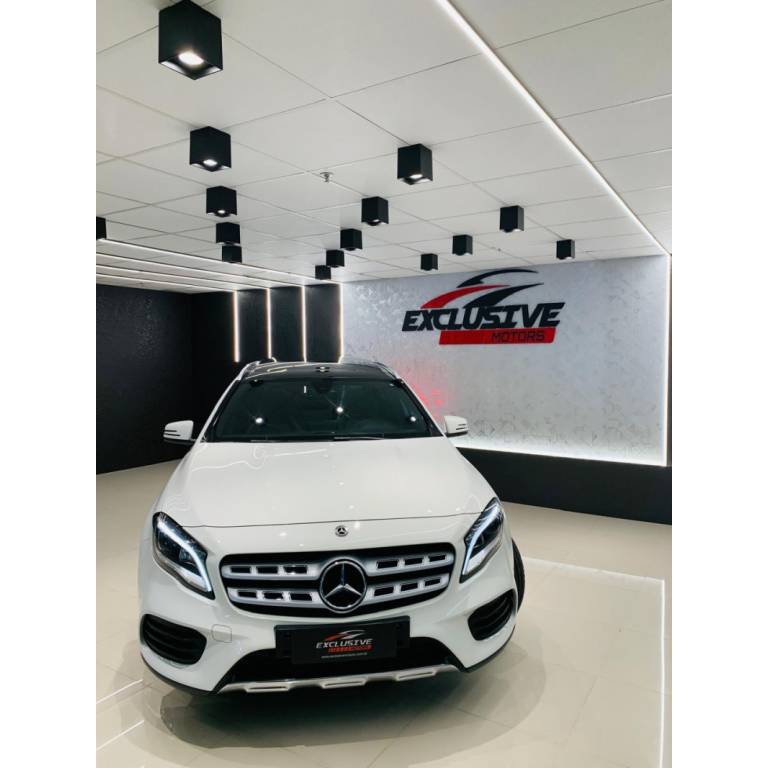 MERCEDES-BENZ - GLA 250 - 2018/2018 - Branca - R$ 169.900,00