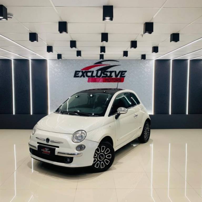 FIAT - 500 - 2011/2012 - Branca - Sob Consulta