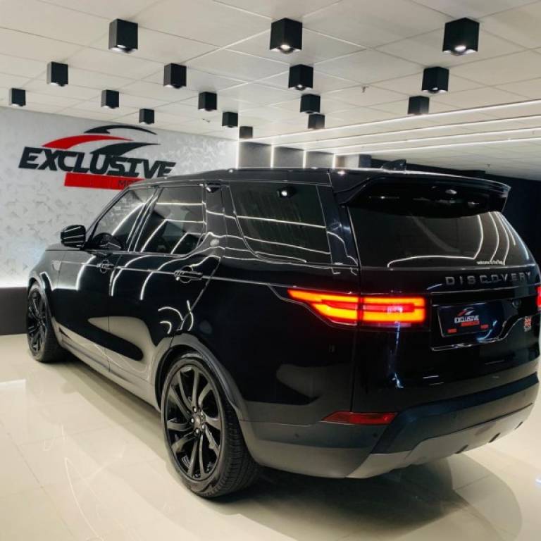 LAND ROVER - DISCOVERY 4 - 2019/2019 - Preta - R$ 329.900,00