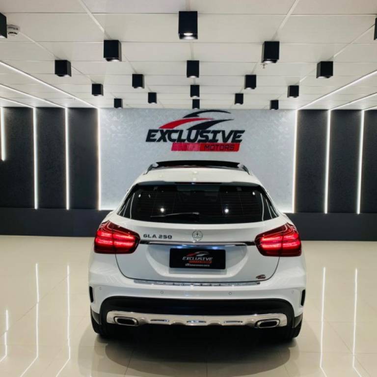 MERCEDES-BENZ - GLA 250 - 2018/2018 - Branca - R$ 169.900,00