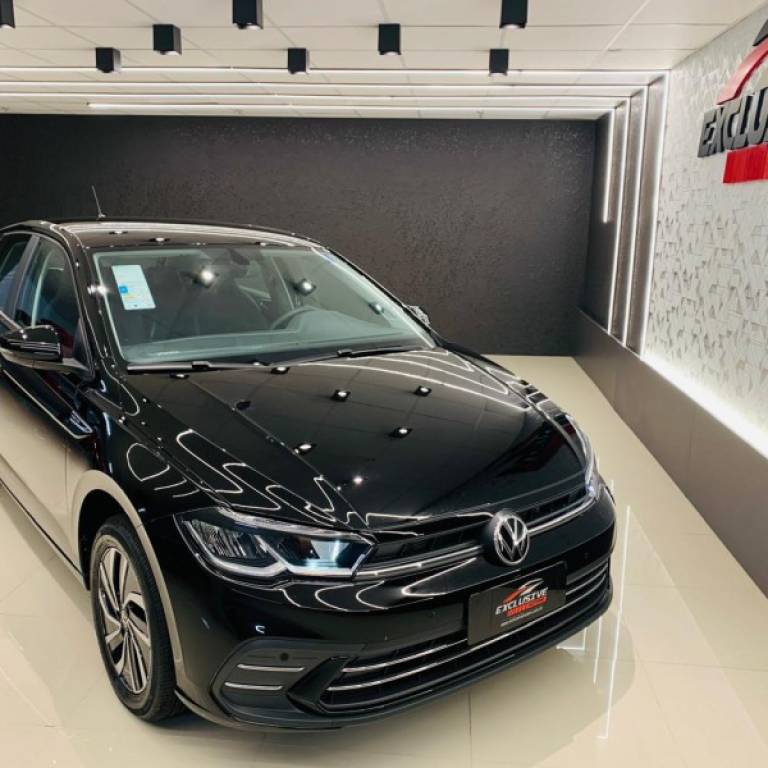 VOLKSWAGEN - POLO - 2024/2025 - Preta - R$ 115.900,00