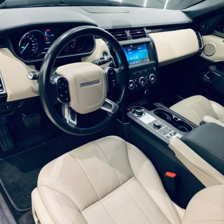 LAND ROVER - DISCOVERY 4 - 2019/2019 - Preta - R$ 329.900,00