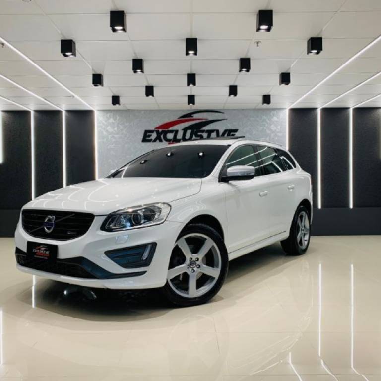 VOLVO - XC60 - 2014/2015 - Branca - R$ 98.900,00