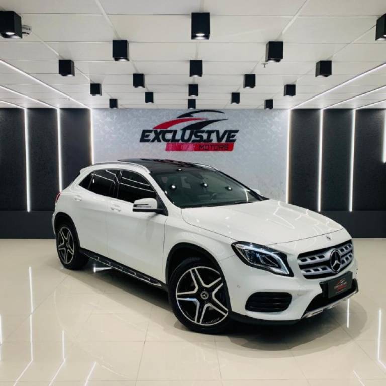 MERCEDES-BENZ - GLA 250 - 2018/2018 - Branca - R$ 169.900,00