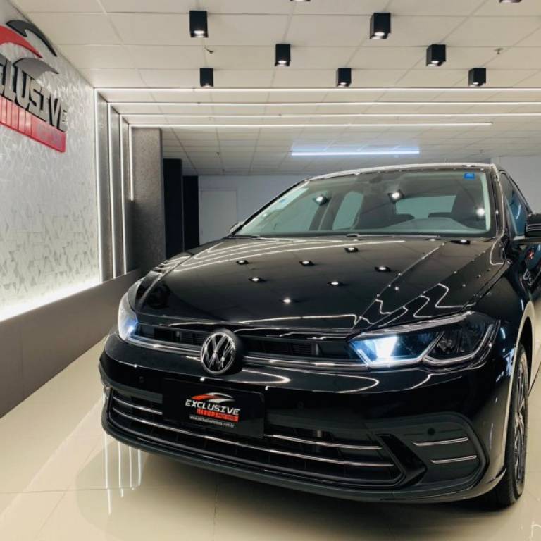 VOLKSWAGEN - POLO - 2024/2025 - Preta - R$ 115.900,00